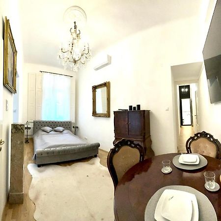 Central River Apartment Danube 부다페스트 외부 사진
