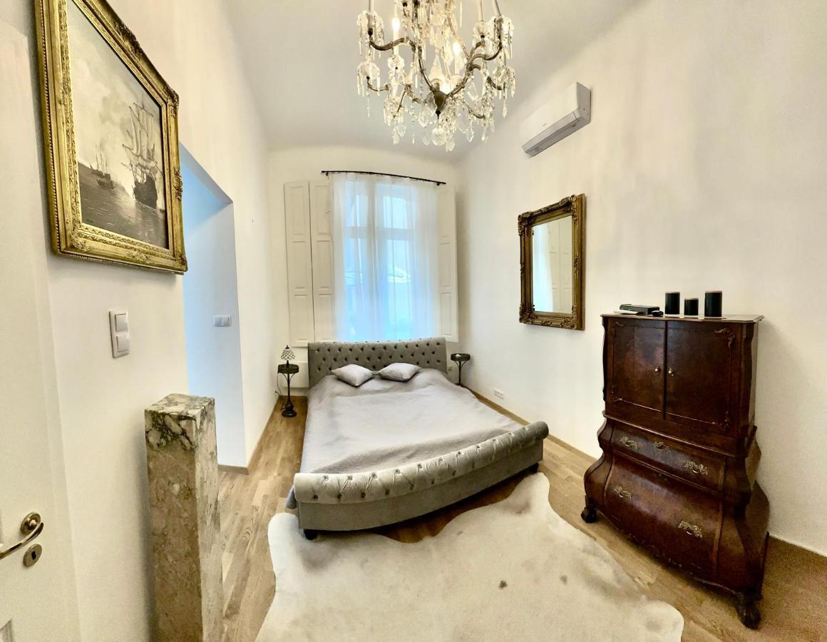 Central River Apartment Danube 부다페스트 외부 사진
